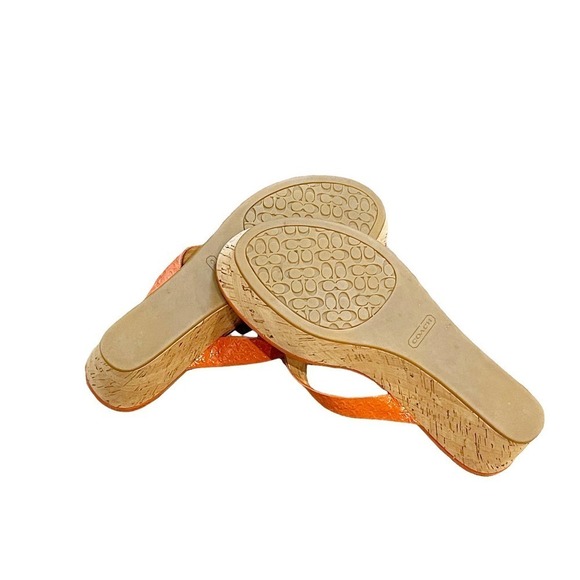 Coach Jorgina Embossed Tulip Patent Wedge Thong Sandals Size 7B - Picture 11 of 12